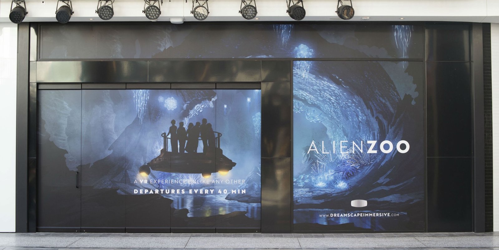 Alien Zoo Opens to Positive Comments